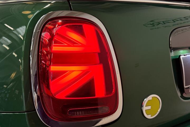 Grøn Mini Cooper SE fra 2020