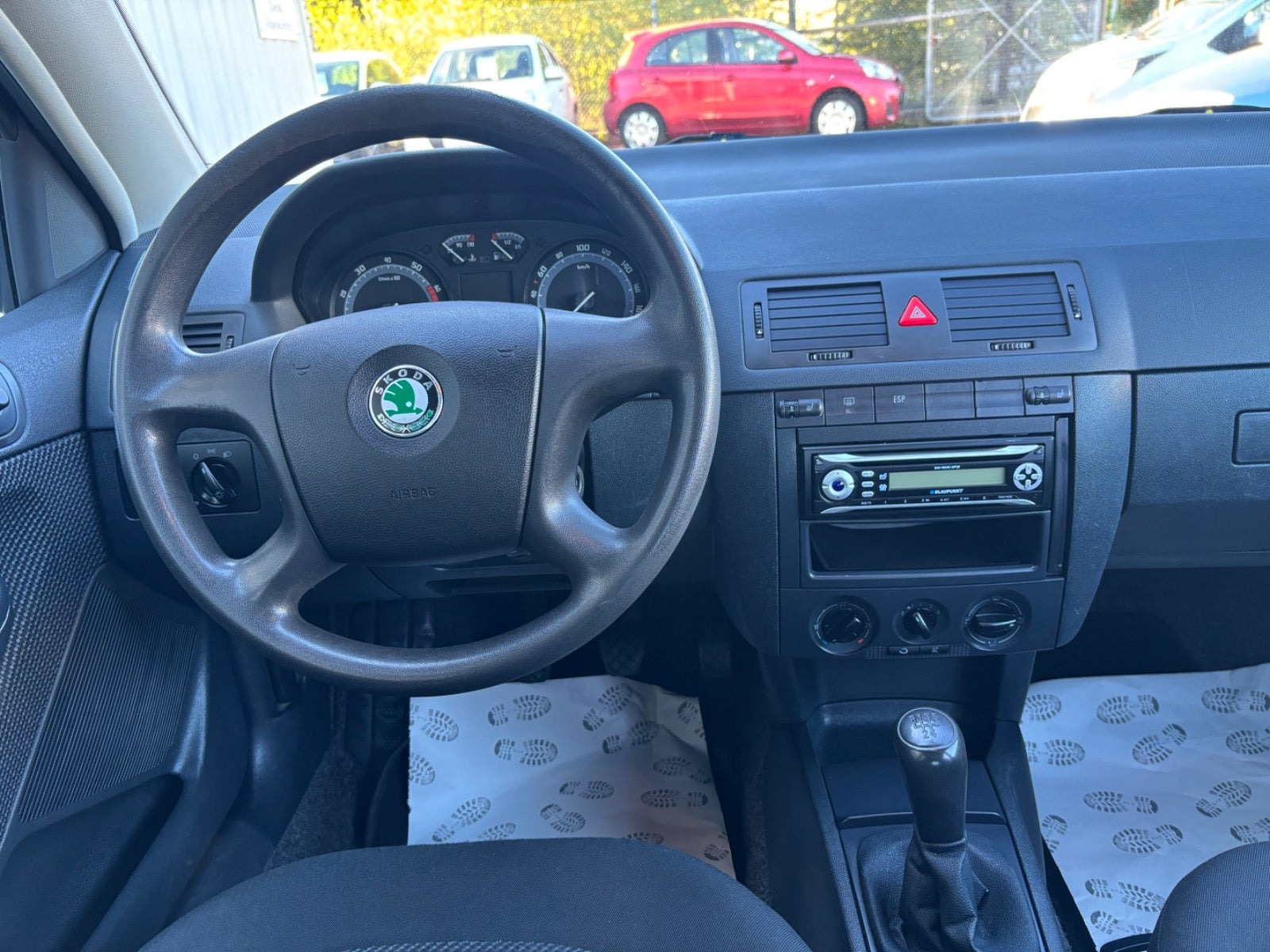 Blå Skoda Fabia fra 2006