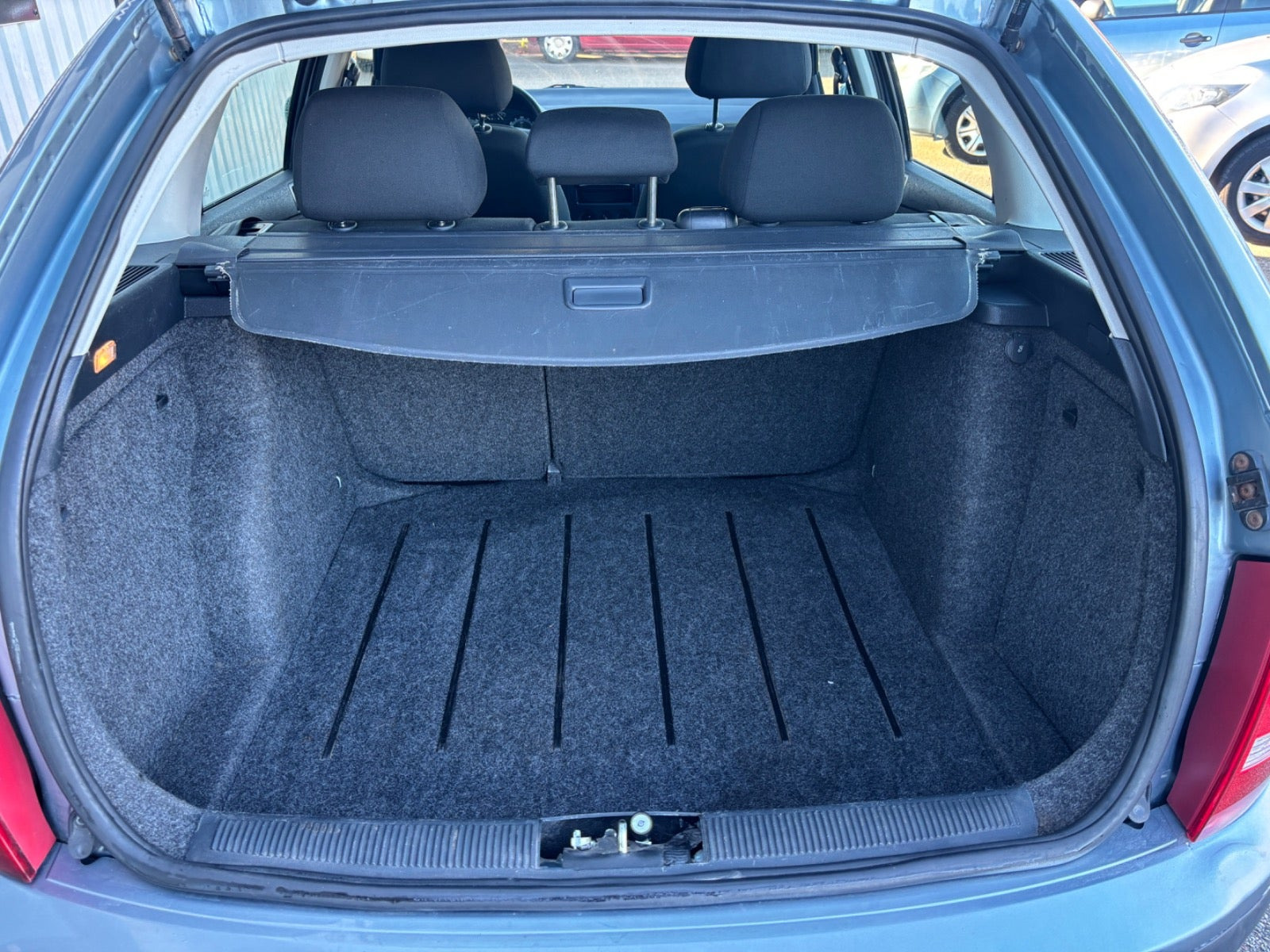 Blå Skoda Fabia fra 2006