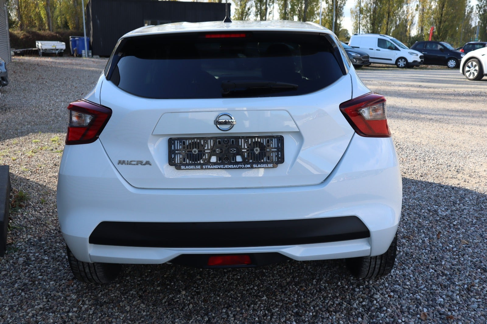 Hvid Nissan Micra fra 2017