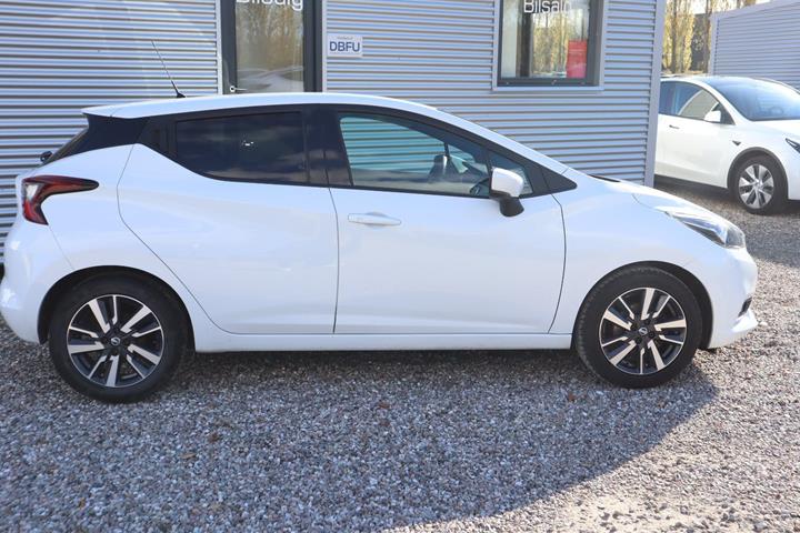 Hvid Nissan Micra fra 2017