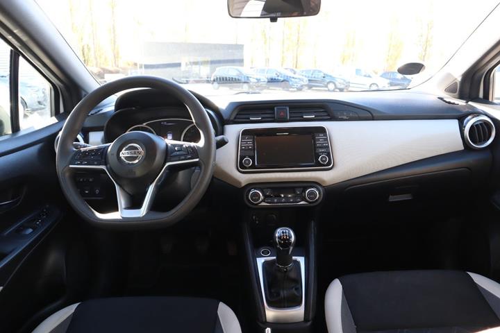 Hvid Nissan Micra fra 2017