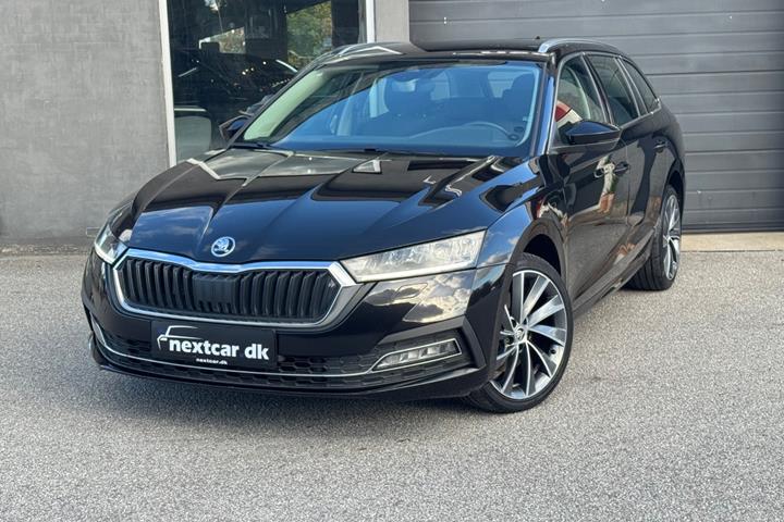 Sort Skoda Octavia fra 2022