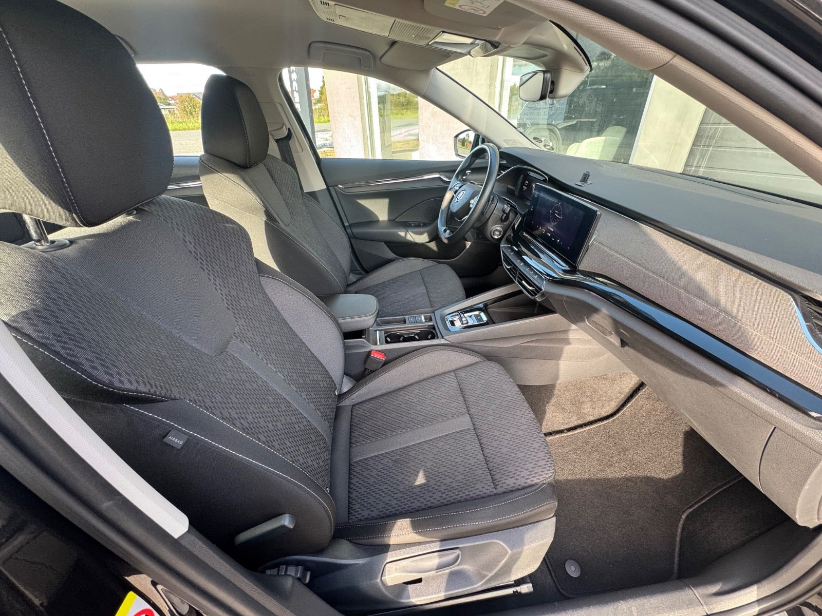 Sort Skoda Octavia fra 2022