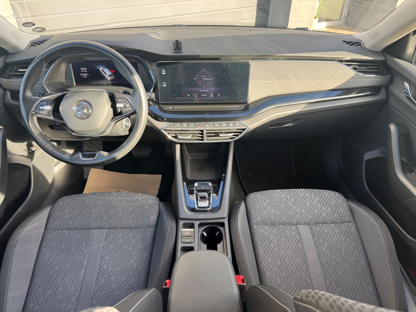 Sort Skoda Octavia fra 2022