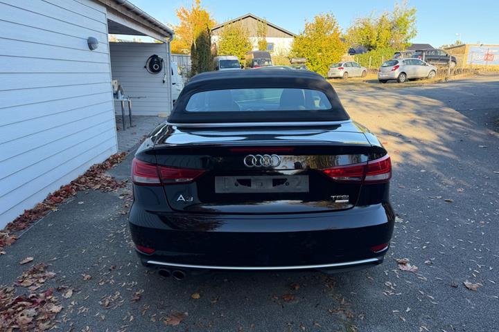 Sort Audi A3 fra 2017