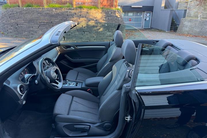 Sort Audi A3 fra 2017