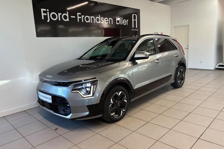 Sølv Kia Niro fra 2024