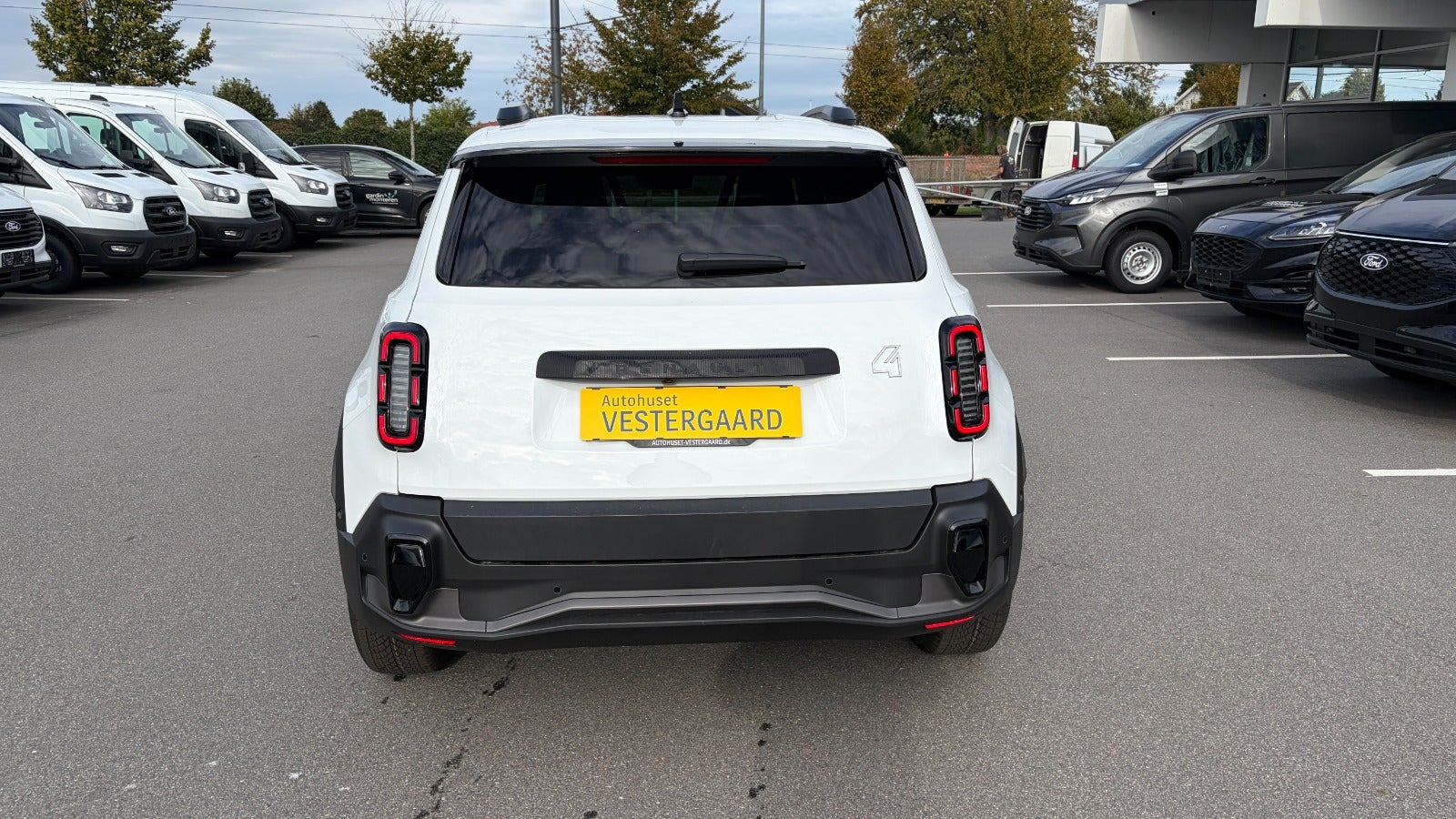 Hvid Renault 4 E-Tech fra 2026
