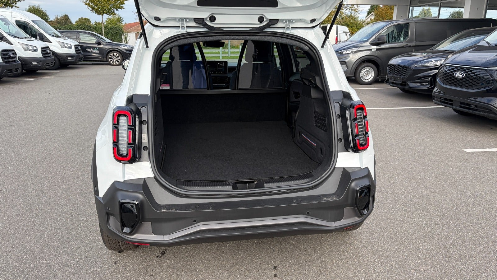 Hvid Renault 4 E-Tech fra 2026