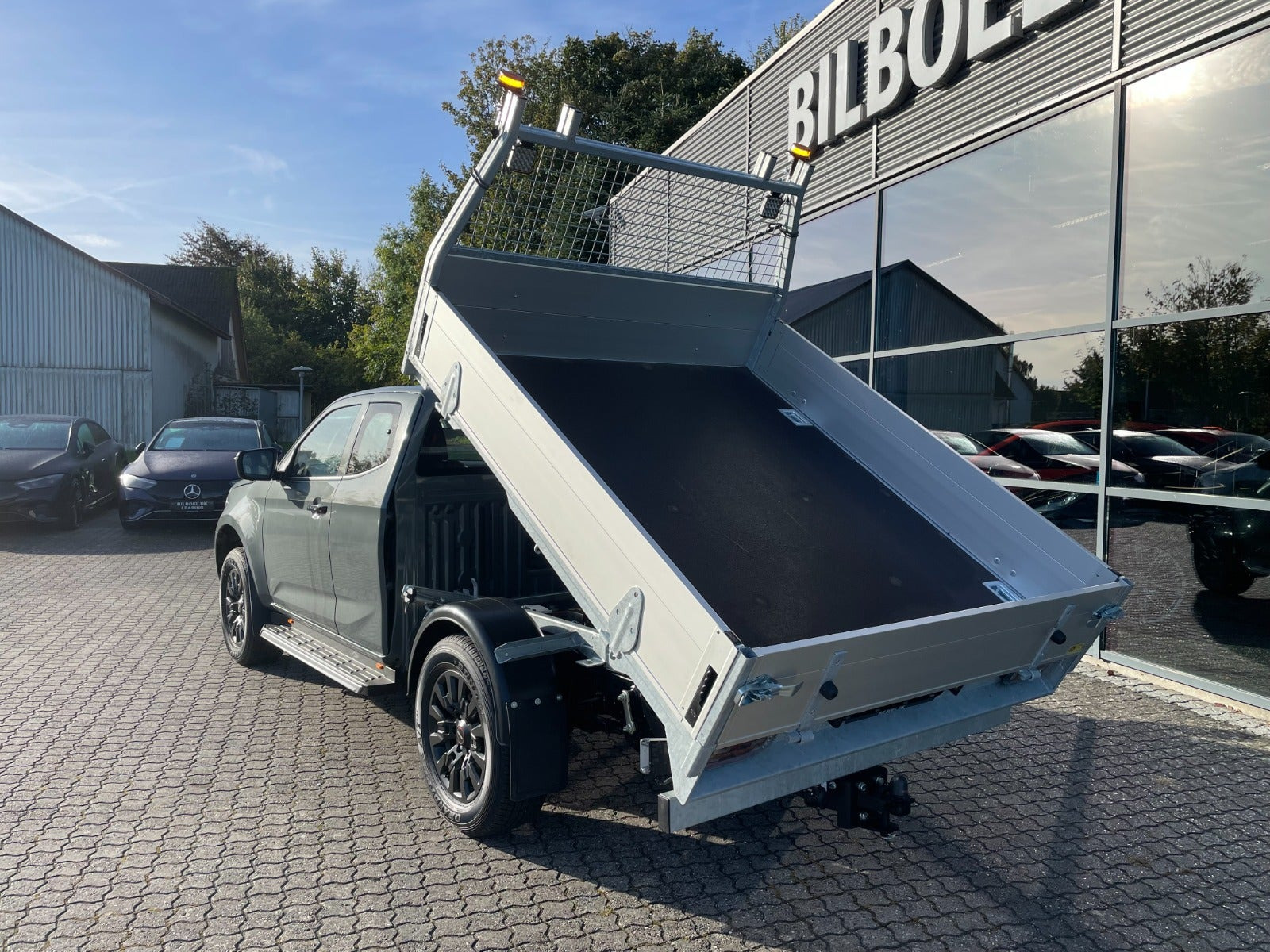 Grå Isuzu D-Max fra 2026