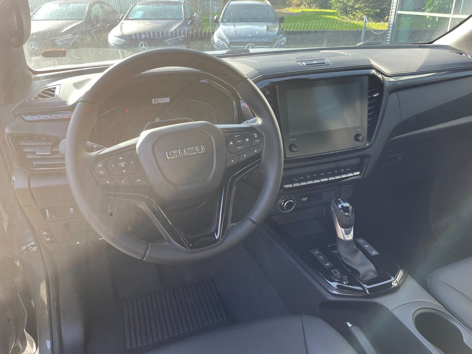 Grå Isuzu D-Max fra 2026