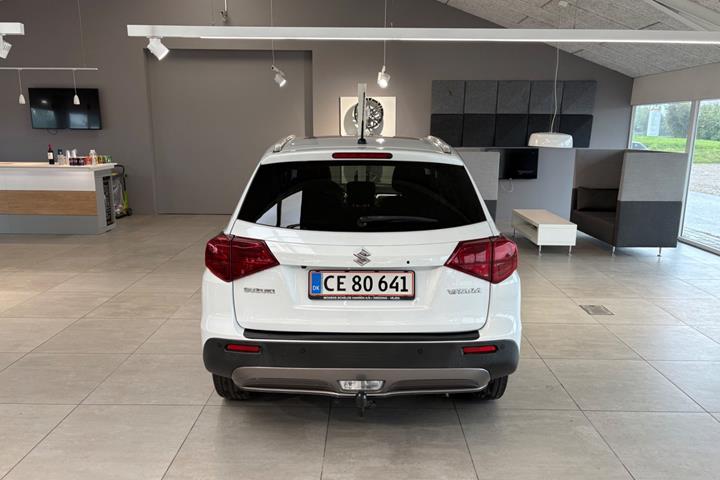 Hvid Suzuki Vitara fra 2018