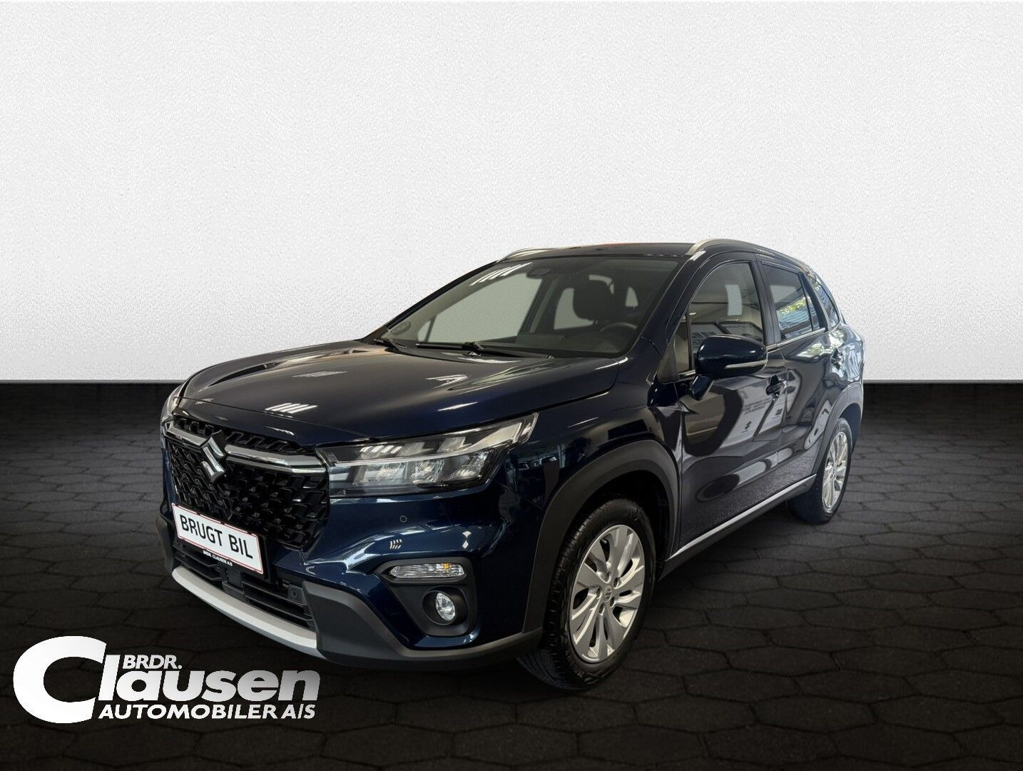 Blå Suzuki S-Cross fra 2024