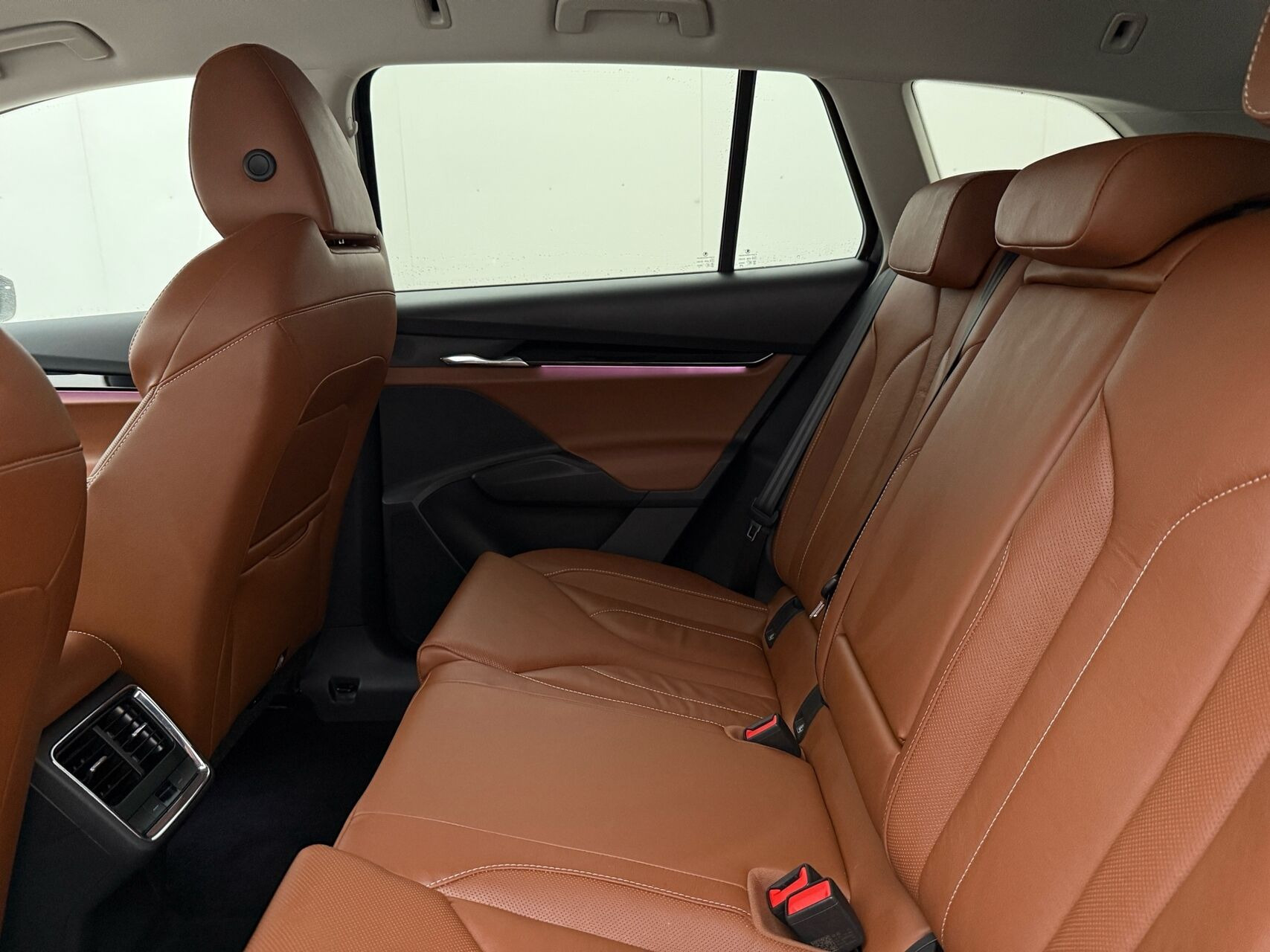 Sort Skoda Enyaq fra 2022