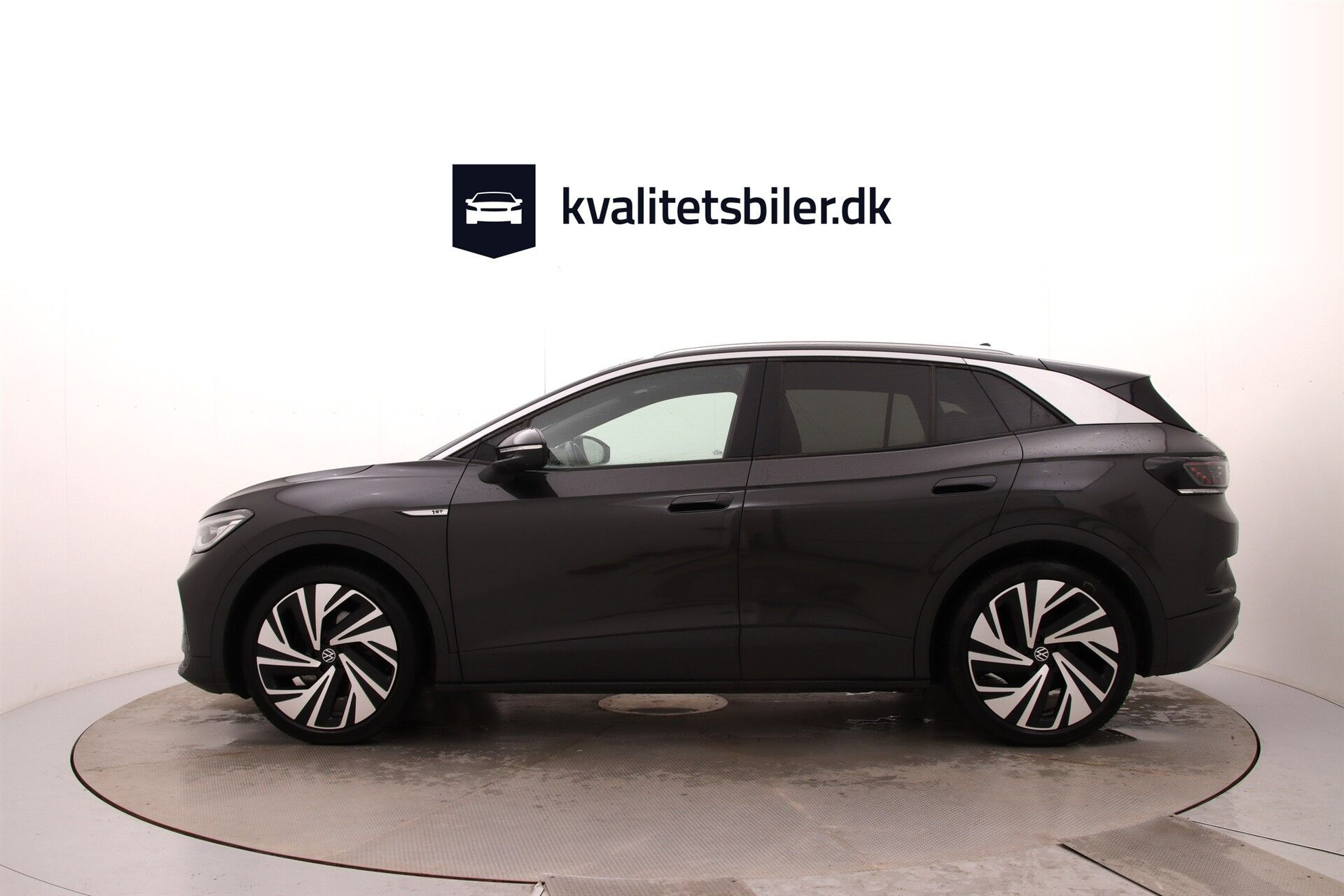 Grå VW ID.4 fra 2021