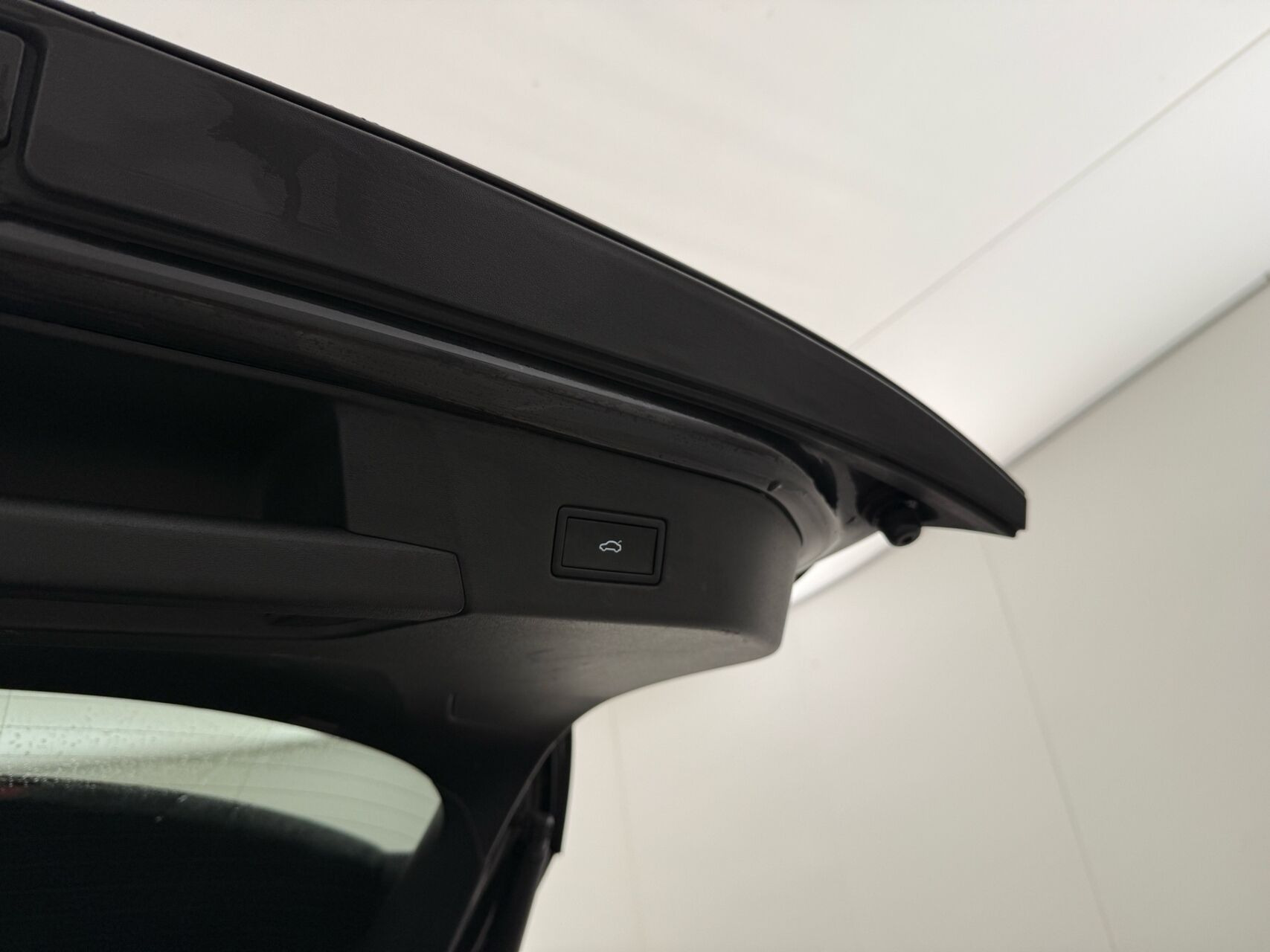 Grå VW ID.4 fra 2021