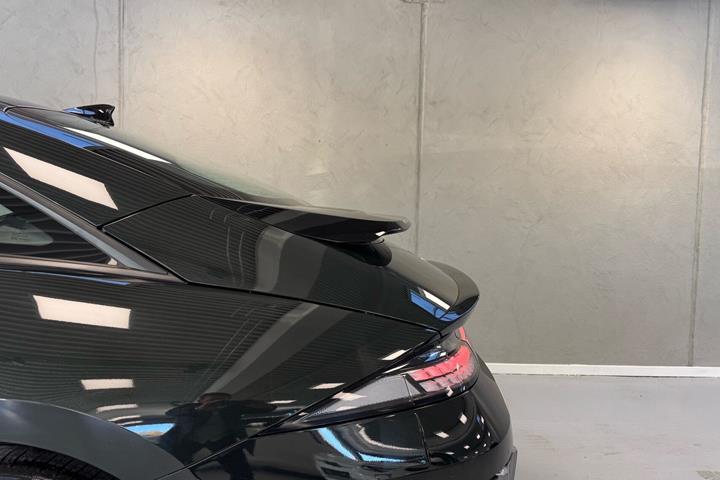 Grøn Hyundai Ioniq 6 fra 2023