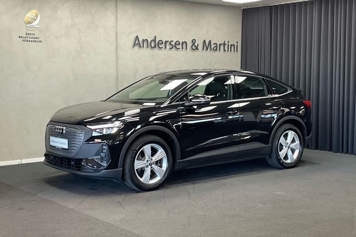 Sort Audi Q4 fra 2023