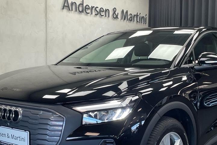 Sort Audi Q4 fra 2023