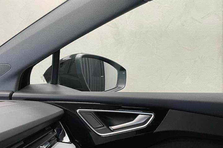Sort Audi Q4 fra 2023