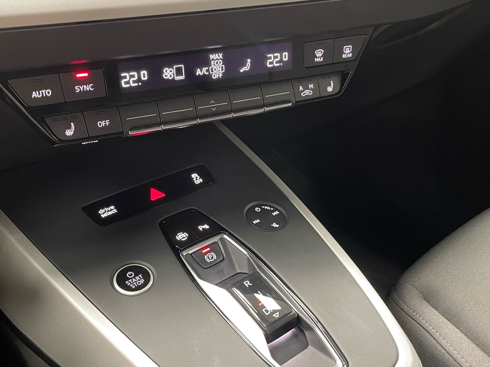 Sort Audi Q4 fra 2023