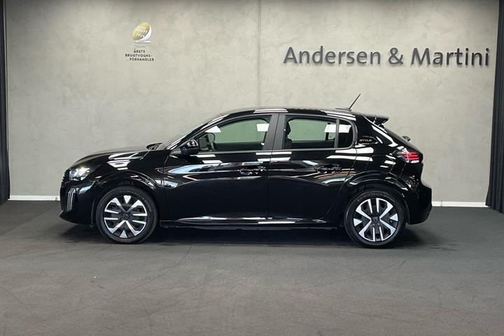 Sort Peugeot e-208 fra 2025