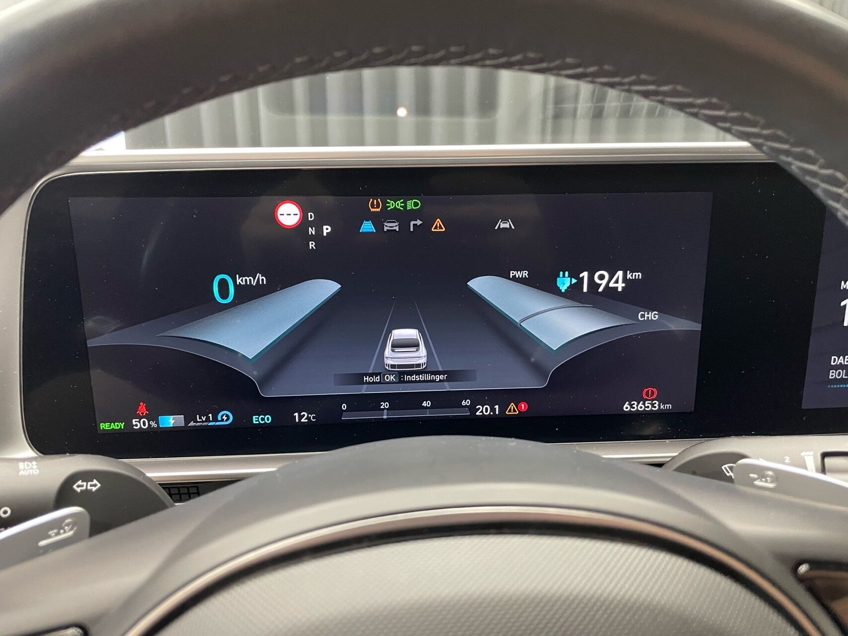 Blå Hyundai Ioniq 6 fra 2023