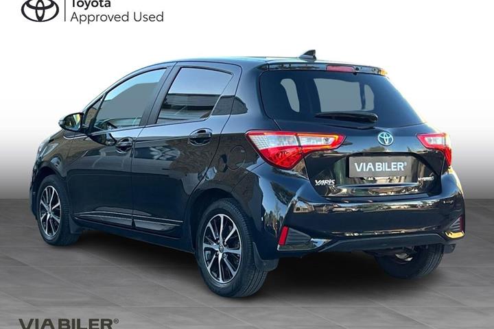 Sort Toyota Yaris fra 2020