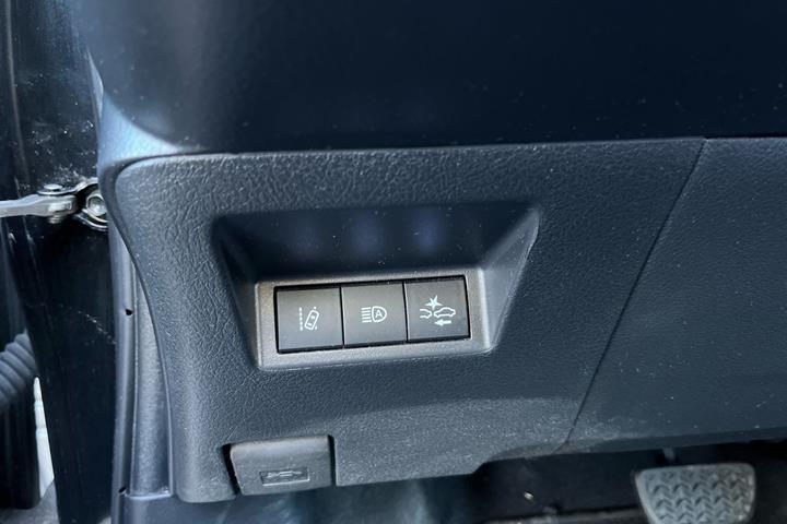 Sort Toyota Yaris fra 2020