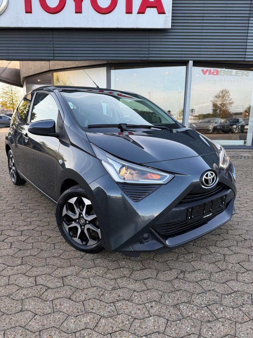 Toyota Aygo 1,0 VVT-I X-plore DAB+ 72HK 5d