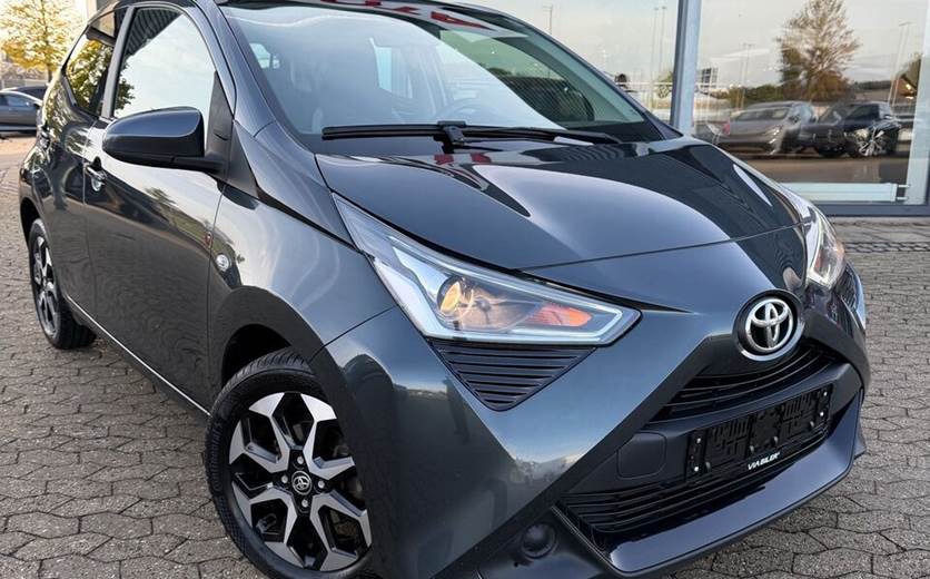 Toyota Aygo 1,0 VVT-I X-plore DAB+ 72HK 5d