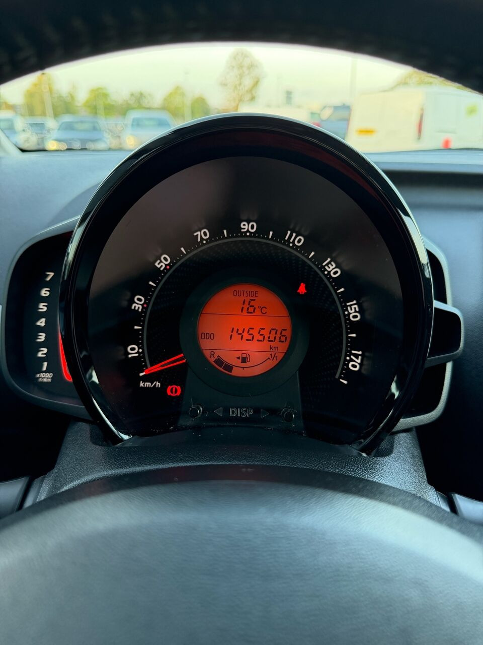 Grå Toyota Aygo fra 2019