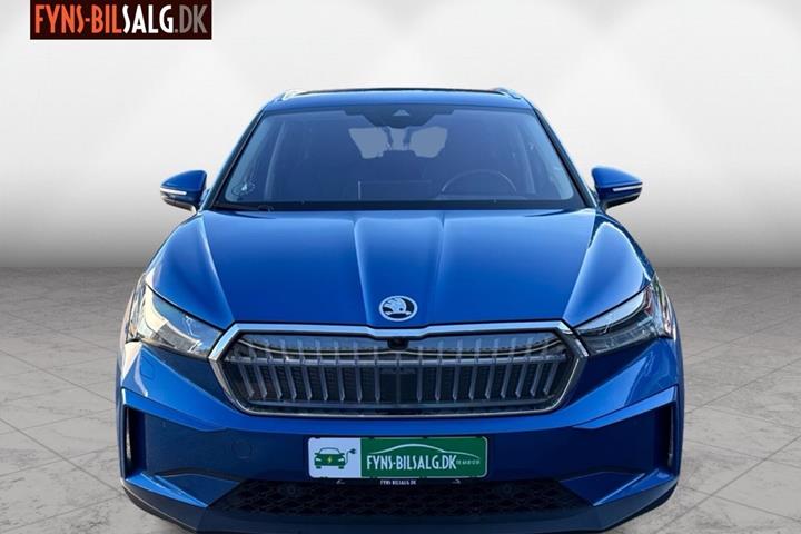 Blå Skoda Enyaq fra 2025