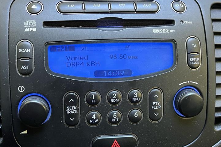 Rød Hyundai i10 fra 2012