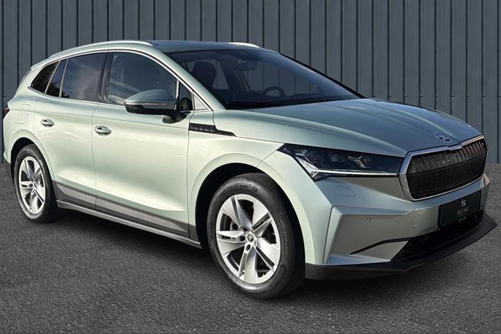 Grøn Skoda Enyaq fra 2022