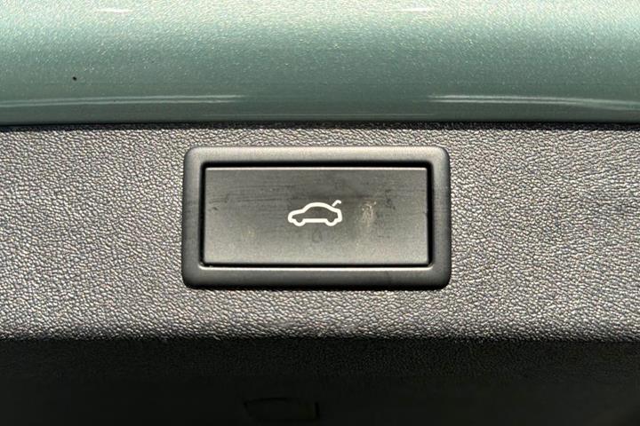 Grøn Skoda Enyaq fra 2022