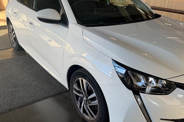 undefined Peugeot 208 fra 2021