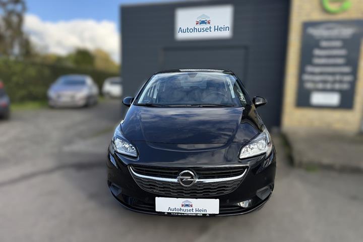 Sort Opel Corsa fra 2015