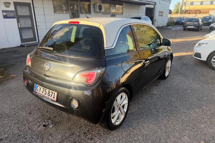 Grøn Opel Adam fra 2014