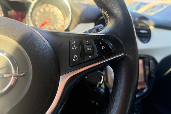 Grøn Opel Adam fra 2014
