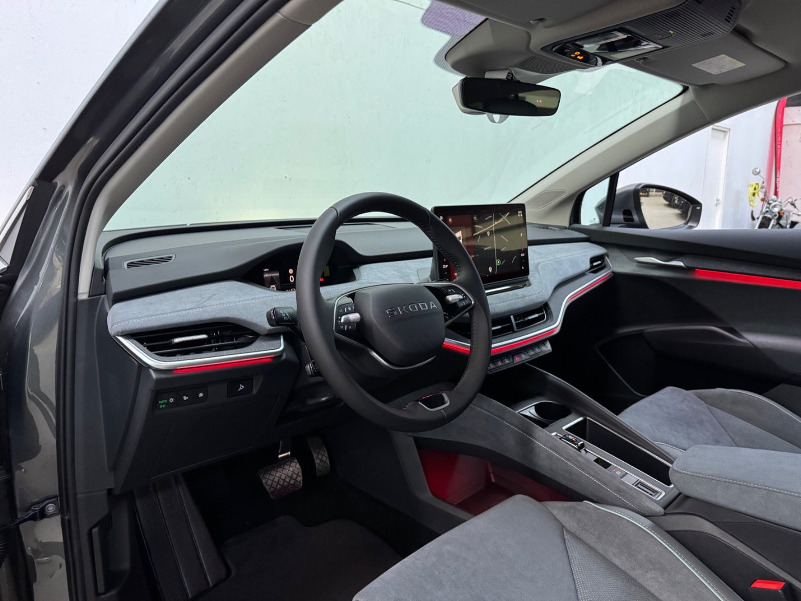 Grå Skoda Enyaq fra 2027