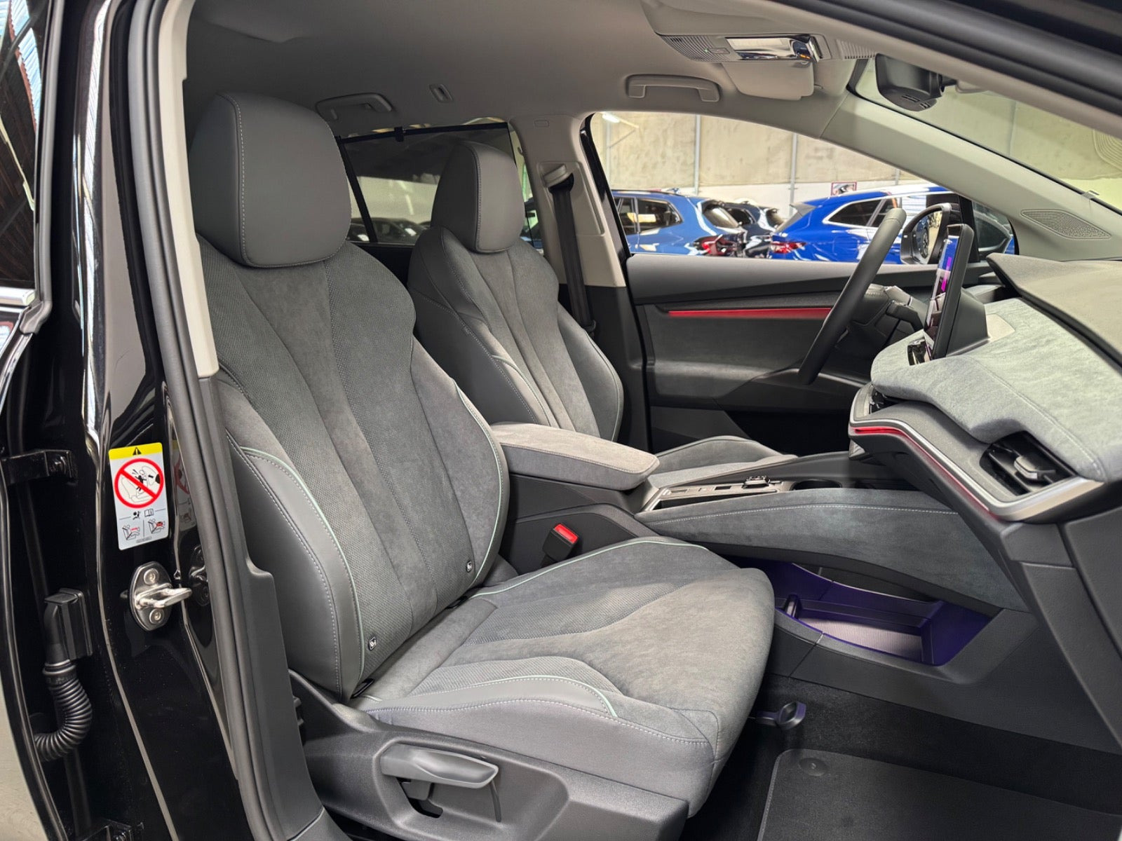Sort Skoda Enyaq fra 2027