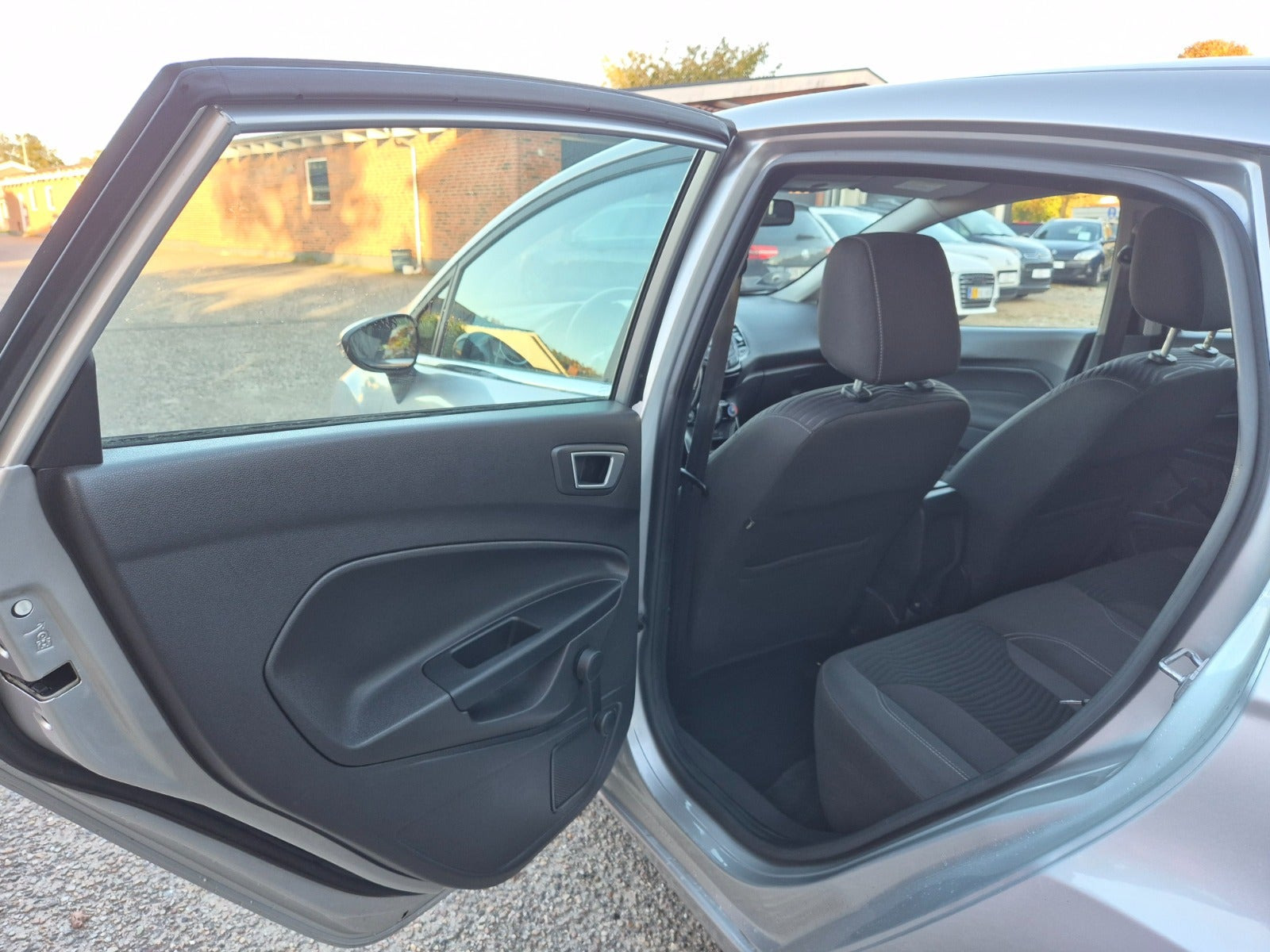 Grøn Ford Fiesta fra 2015