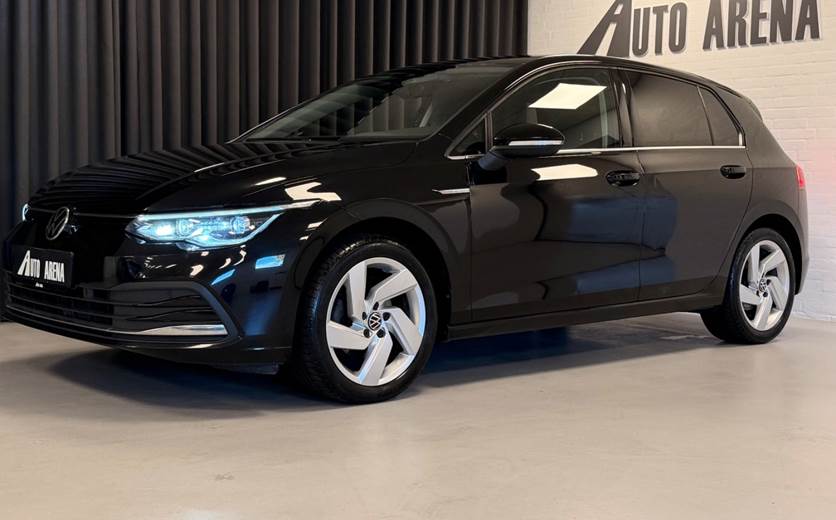 VW Golf VIII 1,5 eTSi 150 1st Edition DSG