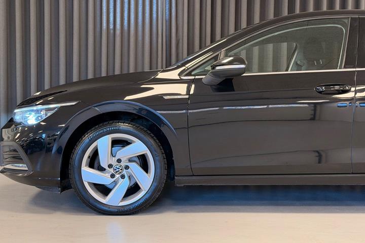Sort VW Golf VIII fra 2020