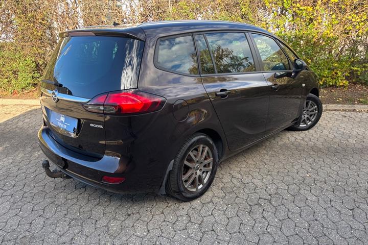 undefined Opel Zafira Tourer fra 2012