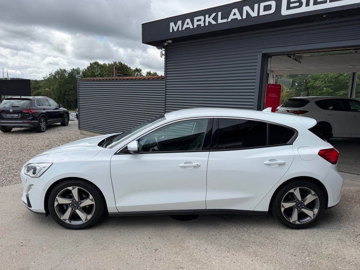 Hvid Ford Focus fra 2019