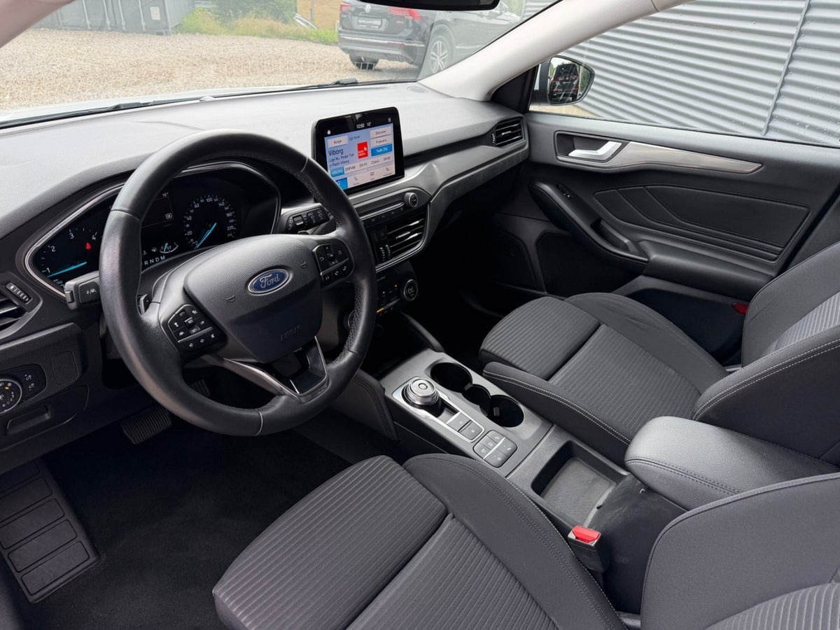 Hvid Ford Focus fra 2019