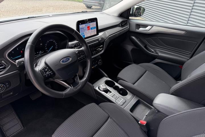 Hvid Ford Focus fra 2019